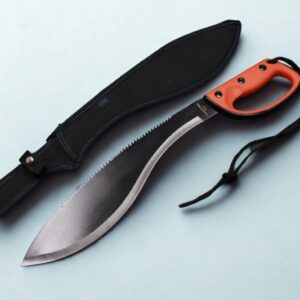 Facão Tático Aço Inox 56cm Caça, Pesca e Sobrevivência C/ Serra Para Corda, Cabo Emborrachado e Bainha de Nylon K60