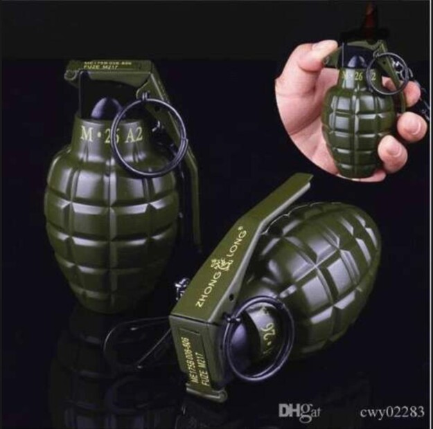 Isqueiro Maçarico Granada 9cm Militar Exército Metal-G